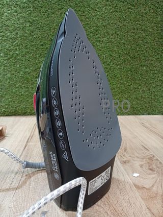 Plancha de Ropa - 20630-56 - Russell Hobbs