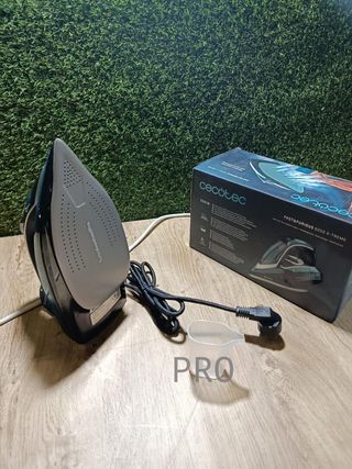 CECOTEC Plancha de vapor