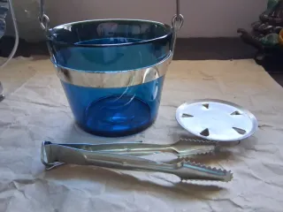 Juego metal y cristal vintage azul