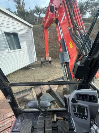 Excavadora Kubota KX080-4