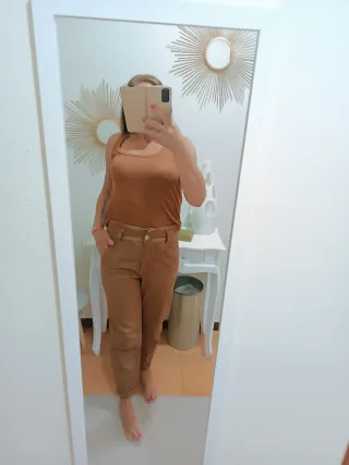 Pantaloni donna Bershka marrone