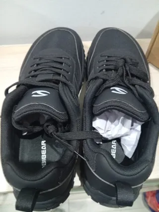 Zapatillas Hobibear Talla 46 Negras.