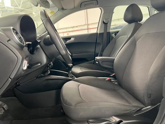 Audi A1 Sportback Ambition 1.2 TFSI 63 kW (86 CV)