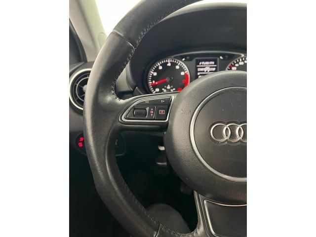 Audi A1 Sportback Ambition 1.2 TFSI 63 kW (86 CV)