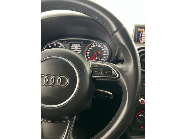 Audi A1 Sportback Ambition 1.2 TFSI 63 kW (86 CV)