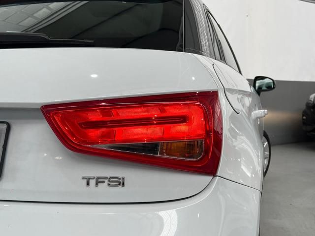 Audi A1 Sportback Ambition 1.2 TFSI 63 kW (86 CV)