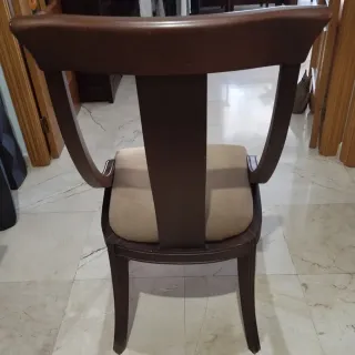 Sillas de salón.