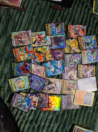 Mini lotto GBC+ giochi PC+ Carte PK + manga...ecc