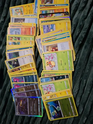 Mini lotto GBC+ giochi PC+ Carte PK + manga...ecc