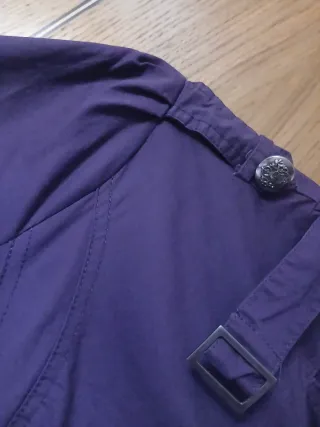 Cazadora morada sin estrenar