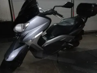 Yamaha XMAX 250, necesita rectificar cilindro