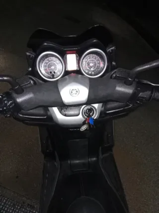 Yamaha XMAX 250, necesita rectificar cilindro