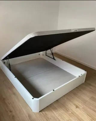 Canapés y colchones