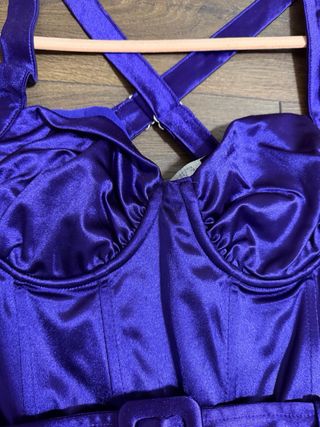 Mono morado Bershka talla L