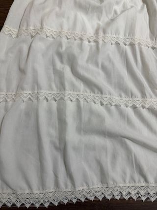 Vestido largo blanco con encaje