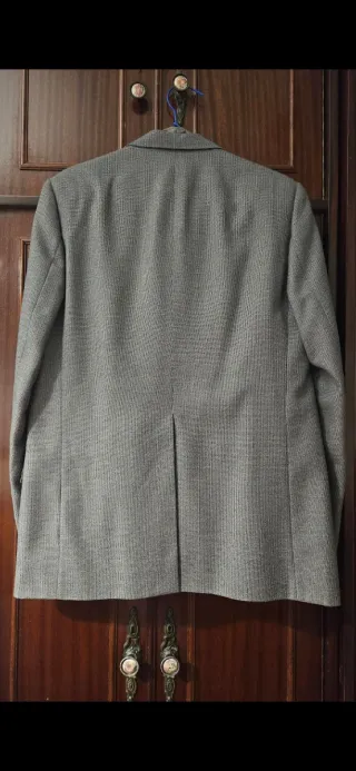 Conjunto de traje para hombre – Marca Iturriaga