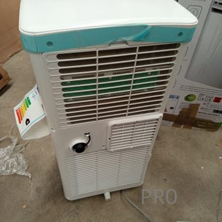 Aire Acondicionado Portátil 8000 BTU/2000 Frigorías - COMFEE