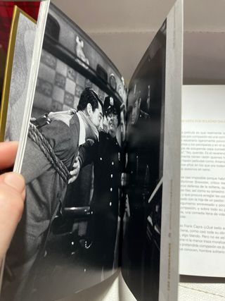 DVD + Libro Arsenico por Compasion N 11