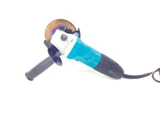 radial makita ga4530r