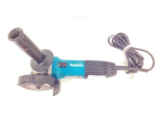 radial makita ga4530r