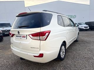 SsangYong Rodius 2014 full