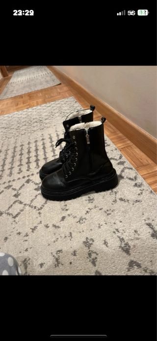 Botas militares negras con forro