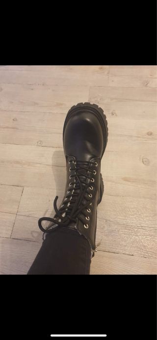 Botas militares negras con forro