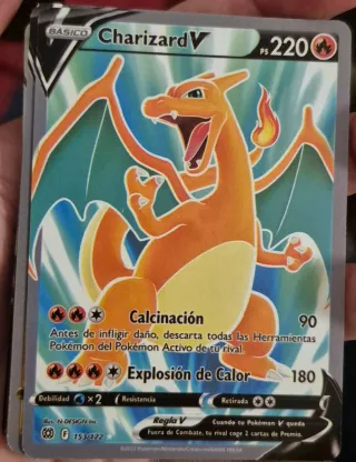 Carta Pokémon Charizard V 153/172