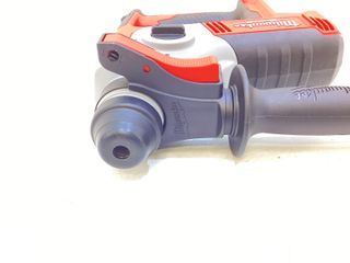 martillo a bateria milwaukee m18bh