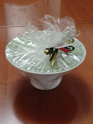 Alzatina verde in porcellana Thun