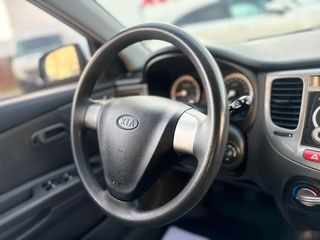 KIA Rio 2005 3999€