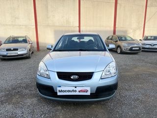 KIA Rio 2005 3999€