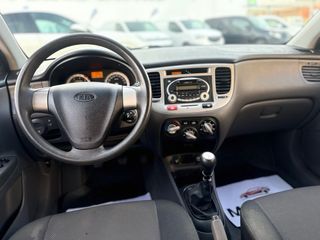 KIA Rio 2005 3999€