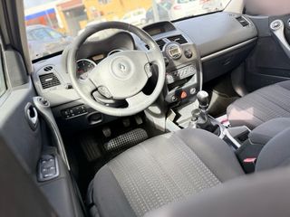 Renault Megane sedan 2008