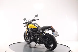 YAMAHA XSR900 2016
