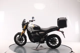 TRIUMPH SPEED 400 2025