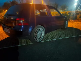 VW Golf GTI 1.8T AUM