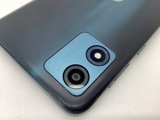 motorola moto e13 2gb 64gb