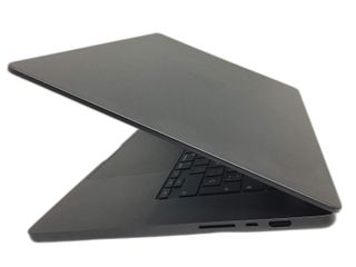 portatil apple apple macbook pro m4 pro 14-core 16 (20gpu)(2024)(a3403)