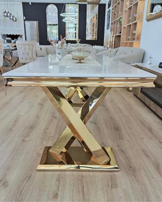 Mesa y 4 Sillas Comedor Lujo Doradas