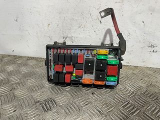 CAJA RELES / FUSIBLES FIAT GRANDE PUNTO (199)