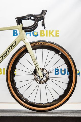 MEGAMO SILK 01 AXS T-L 2024 BICICLETA SEGUNDA MANO - Talla: L