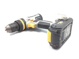 taladro a bateria titan tti886drs