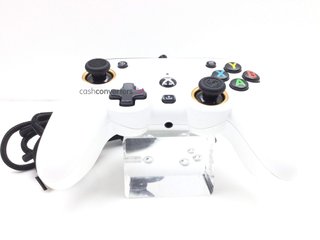 mando xbox series nacon nc7271