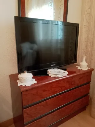 Cama 135 con mesitas coketa'mas ropa recoger domic