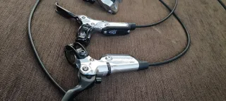 Manetas Freno SRAM Guide 4 Pistones Cromadas