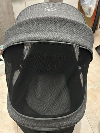 Capazo Jane gris en perfecto estado