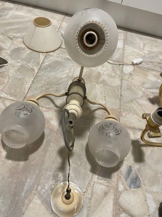 Lote 3 Lámparas de techo Vintage,una de mesita