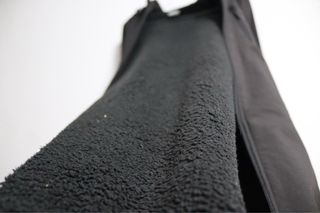 Abrigo New Balance Forrado Talla L/XL Negro