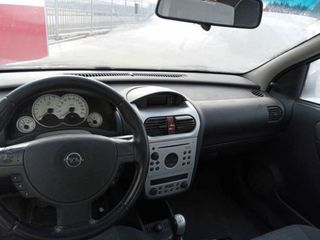 22293961 13118671 faro antiniebla opel corsa c 1.4